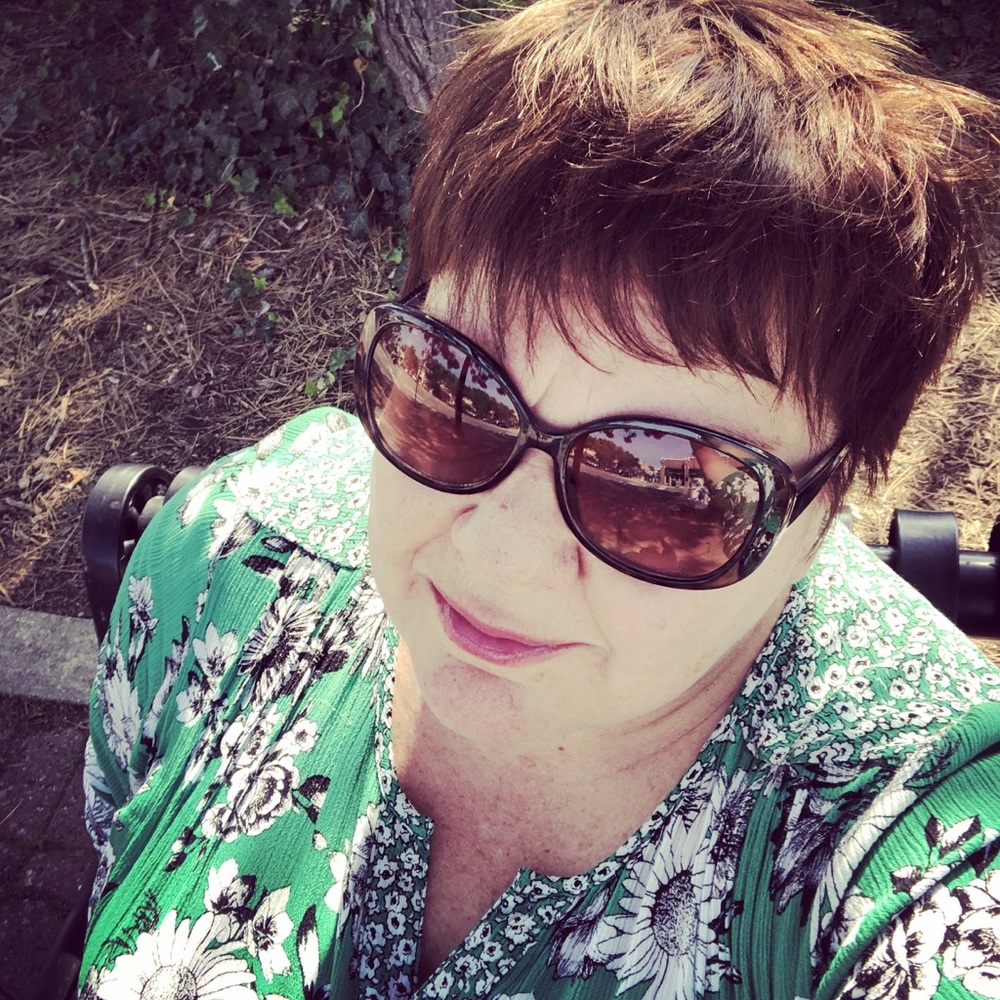 Meet your Posher, Diane